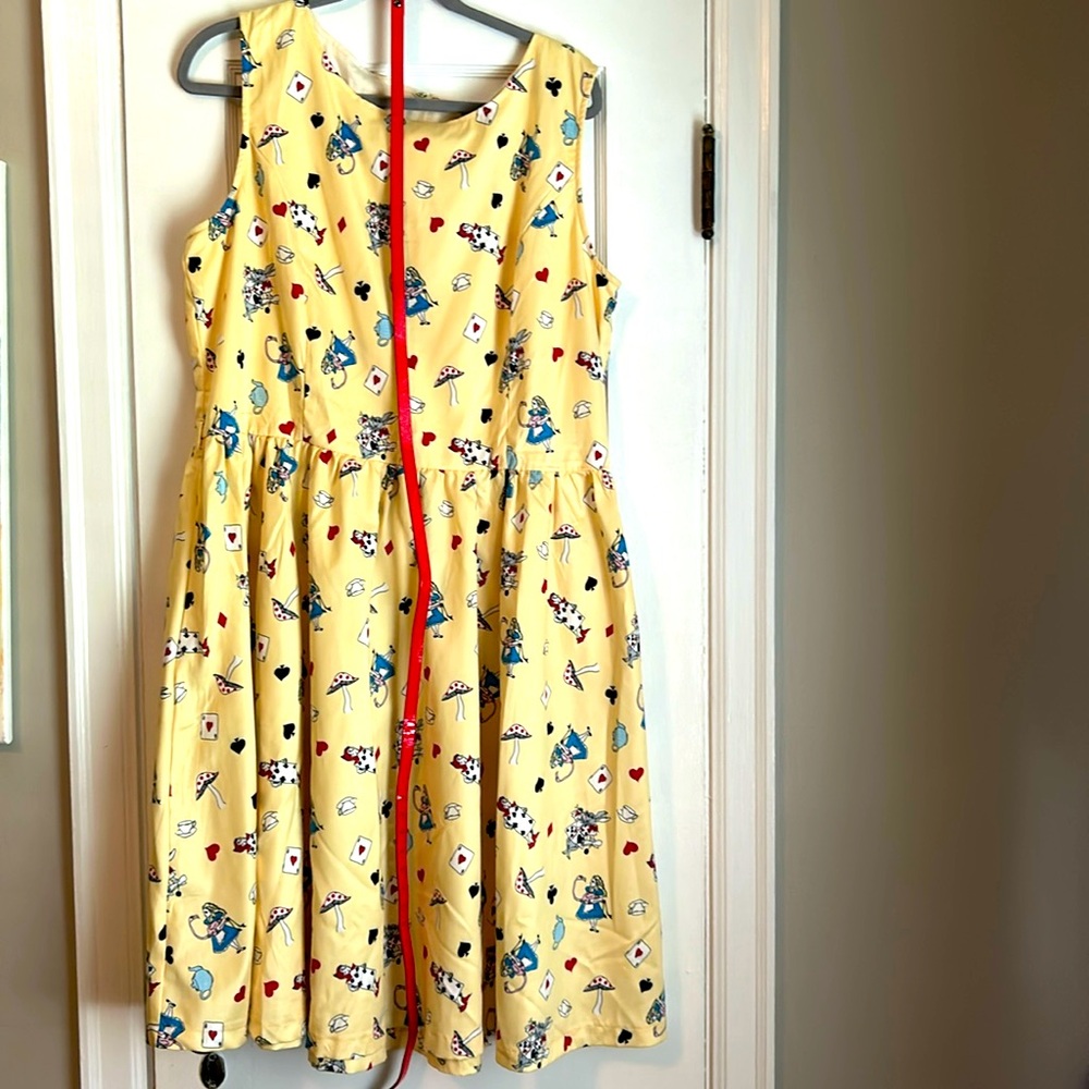 Alice in Wonderland Dress by Lindy Bop. Size UK 20/US 16